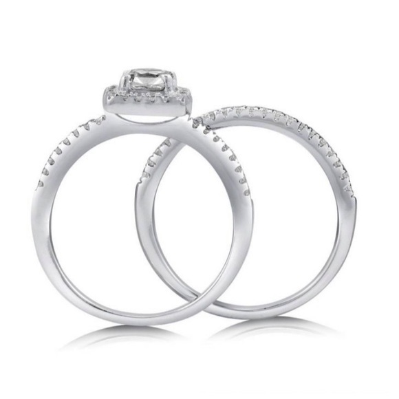 Sterling Silver Cushion Cut Wedding Set - Picture 3 of 8